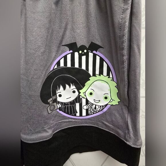 Nwt Warner Bros Beetlejuice Women's Top and Shorts Pajama Set, 2-Piece - Picture 8 of 10